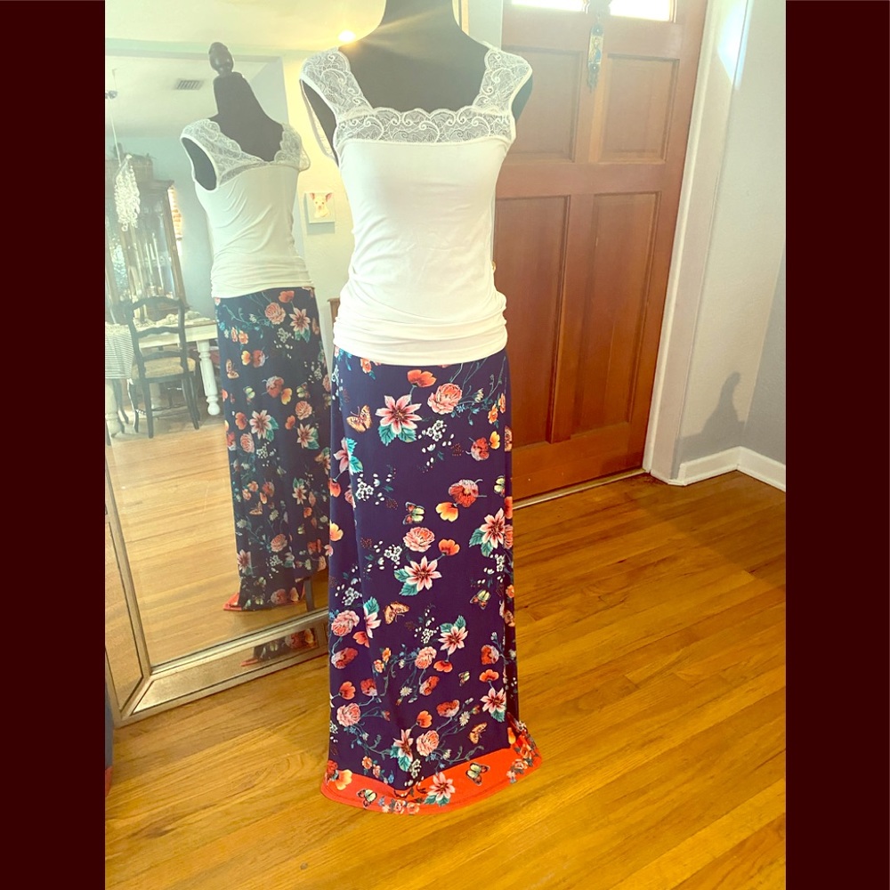 Floral maxi skirt